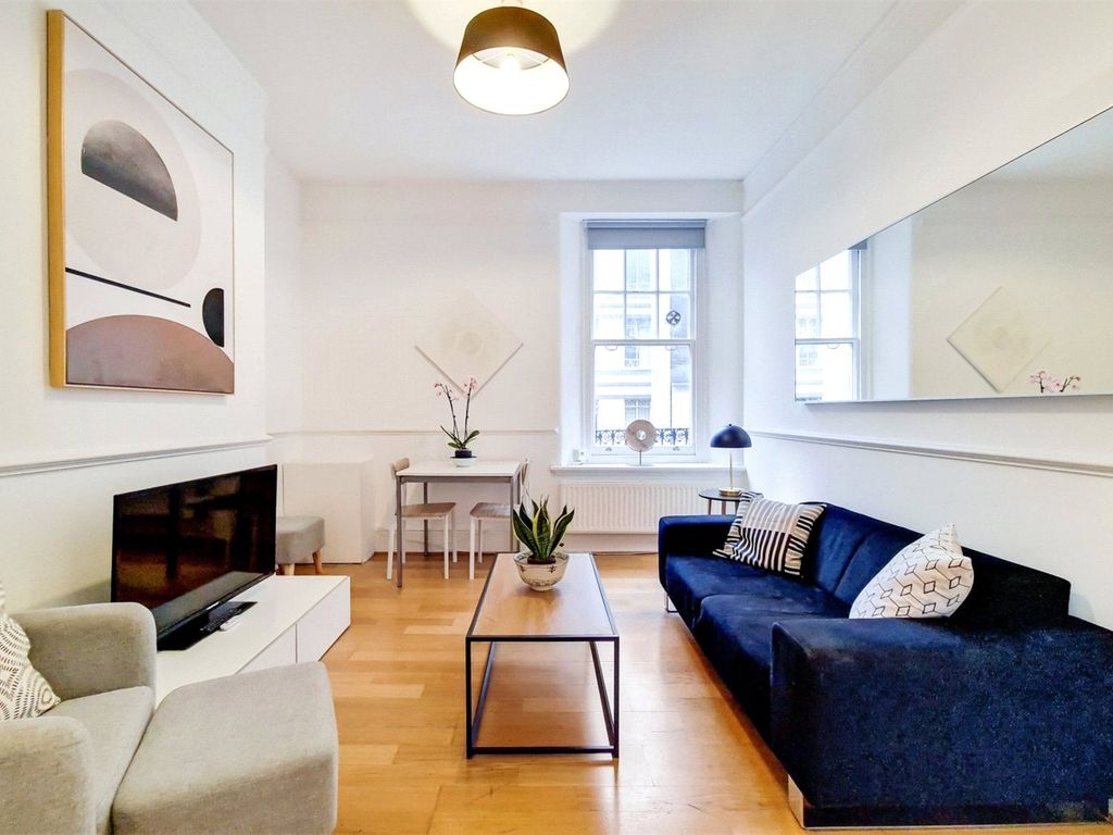 2 bed flat to rent in Wells Street, Fitzrovia, London W1T, £3,033 pcm