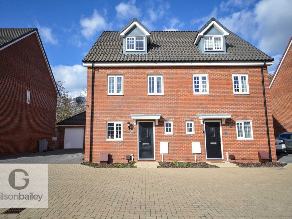 3 bed semidetached house for sale in Shreeve Road, Blofield NR13 Zoopla