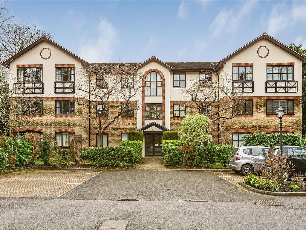 2 bed flat for sale in Heathview Court, Parkside, Wimbledon SW19 Zoopla
