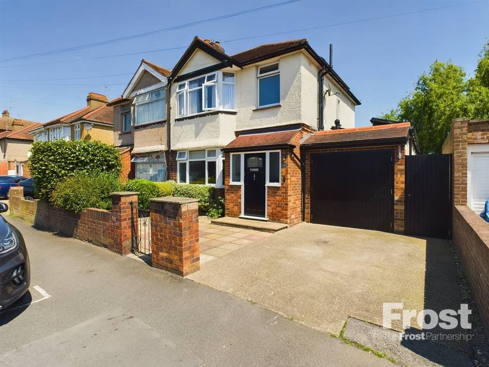 3 bed semidetached house for sale in Sherringham Avenue, Feltham TW13