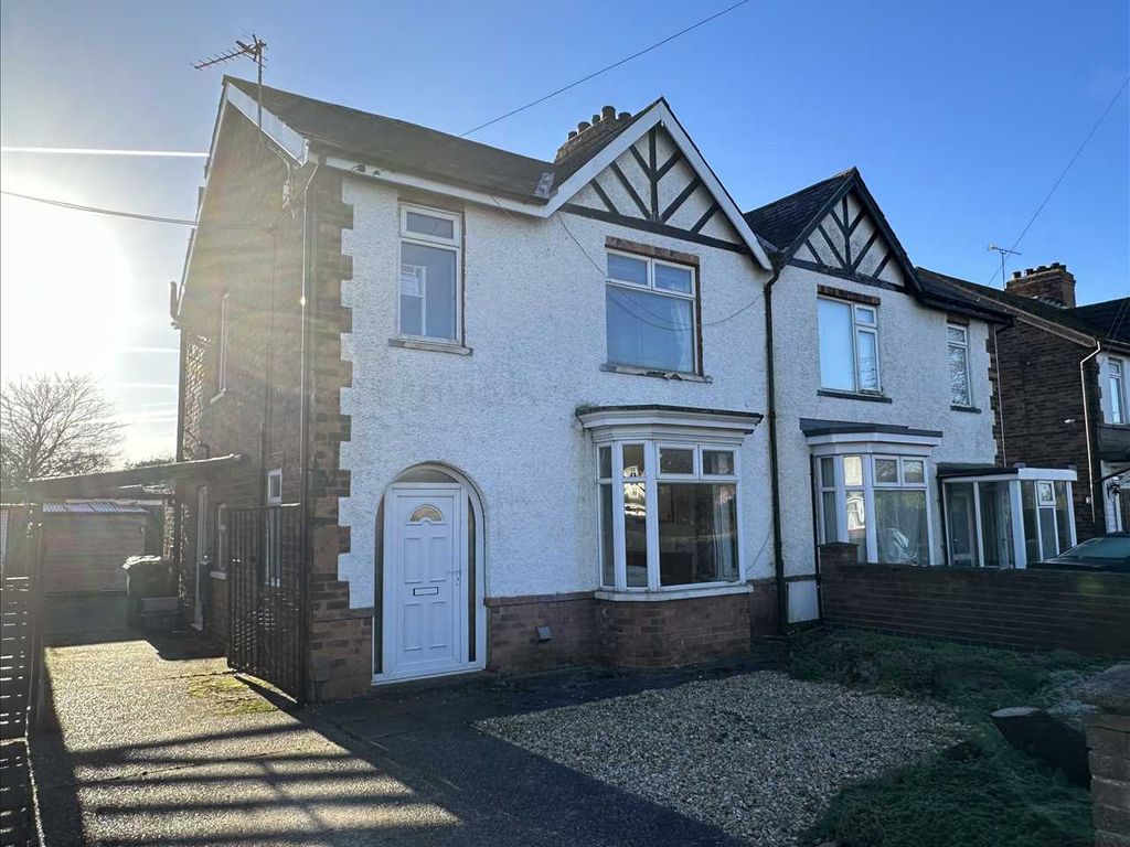 3 bed semidetached house for sale in West Common Lane, Scunthorpe DN17