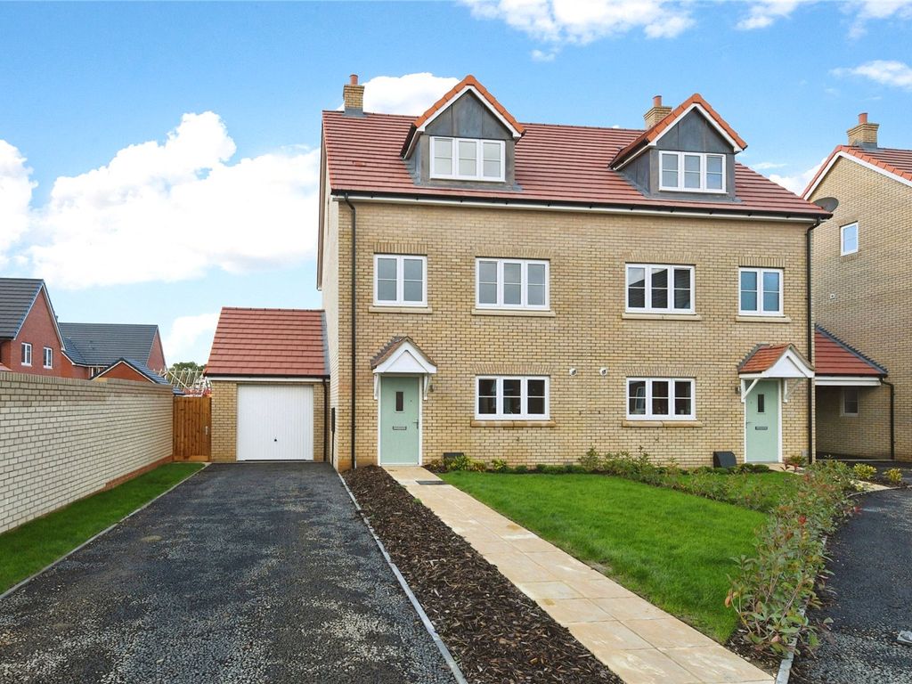 New home, 4 bed semidetached house for sale in Brookfield Park