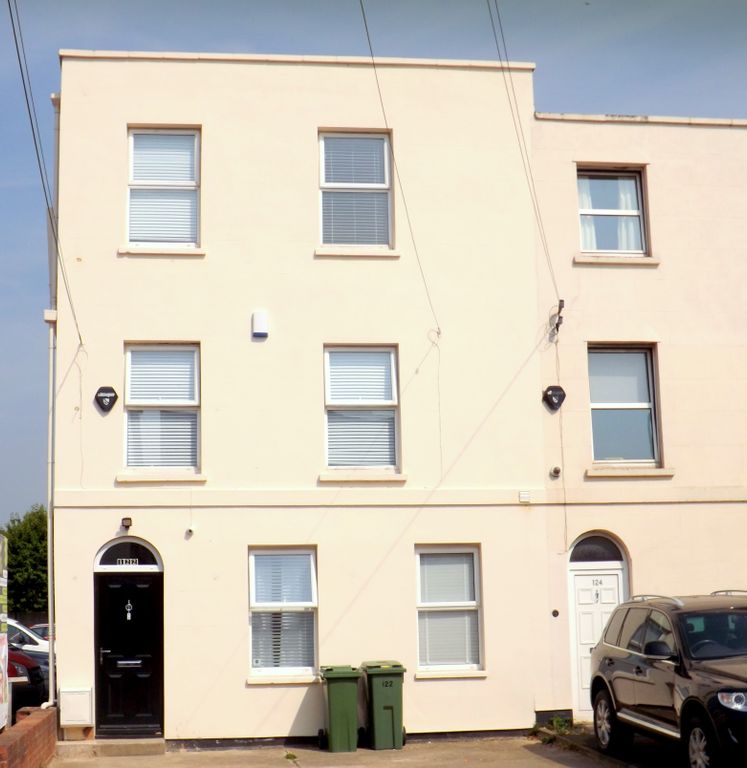 4 bed town house to rent in Prestbury Road, Prestbury, Cheltenham GL52