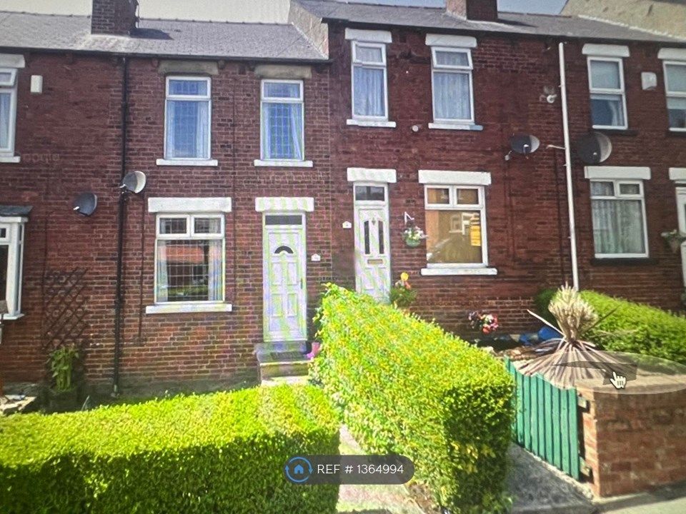 2 bed terraced house to rent in Tatefield Place, Kippax, Leeds LS25