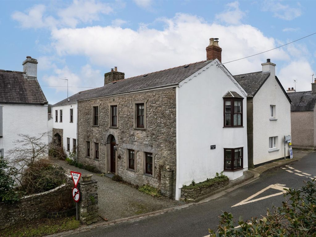 4 bed property for sale in St. Florence, Tenby SA70 Zoopla