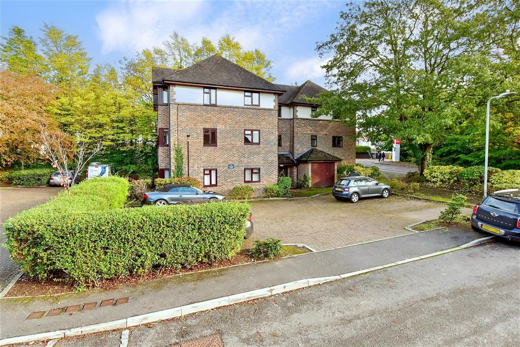 1 bed flat for sale in Floyd Close, Tunbridge Wells, Kent TN4, £220,000 Zoopla