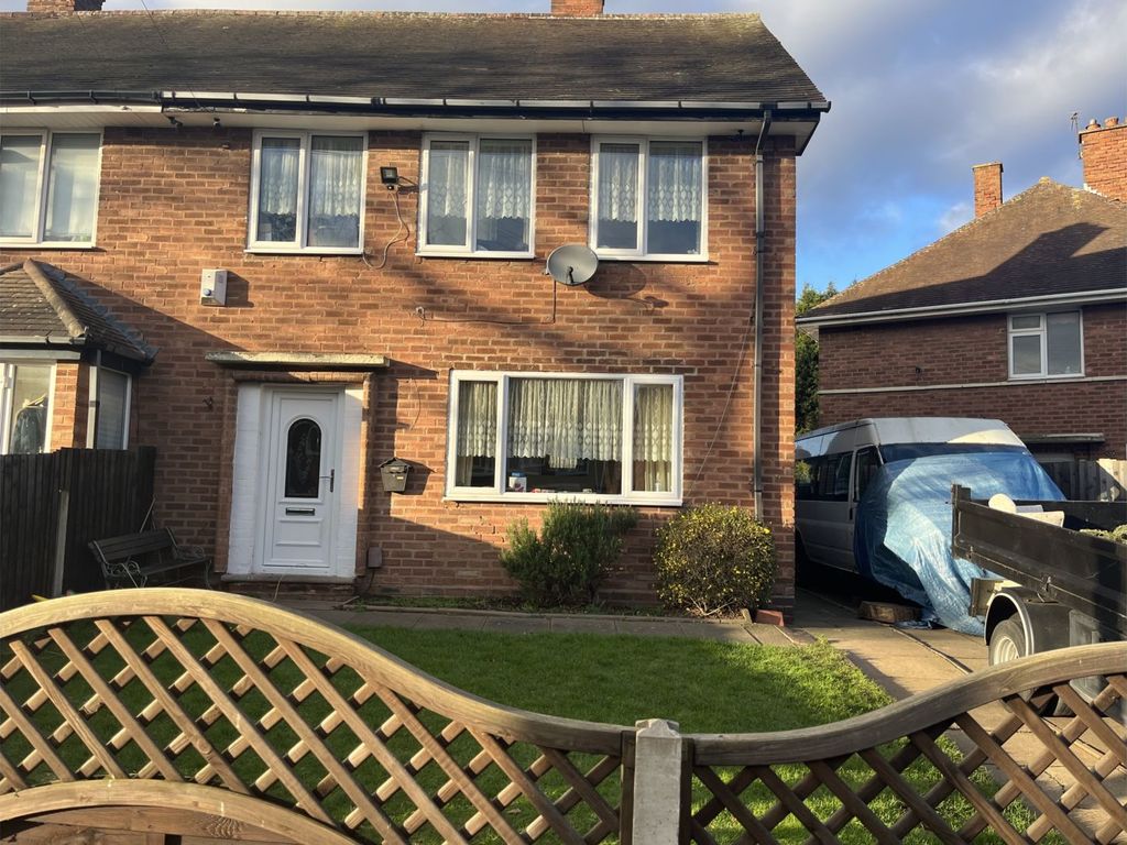 3 bed semidetached house for sale in Packwood Road, Birmingham B26, £