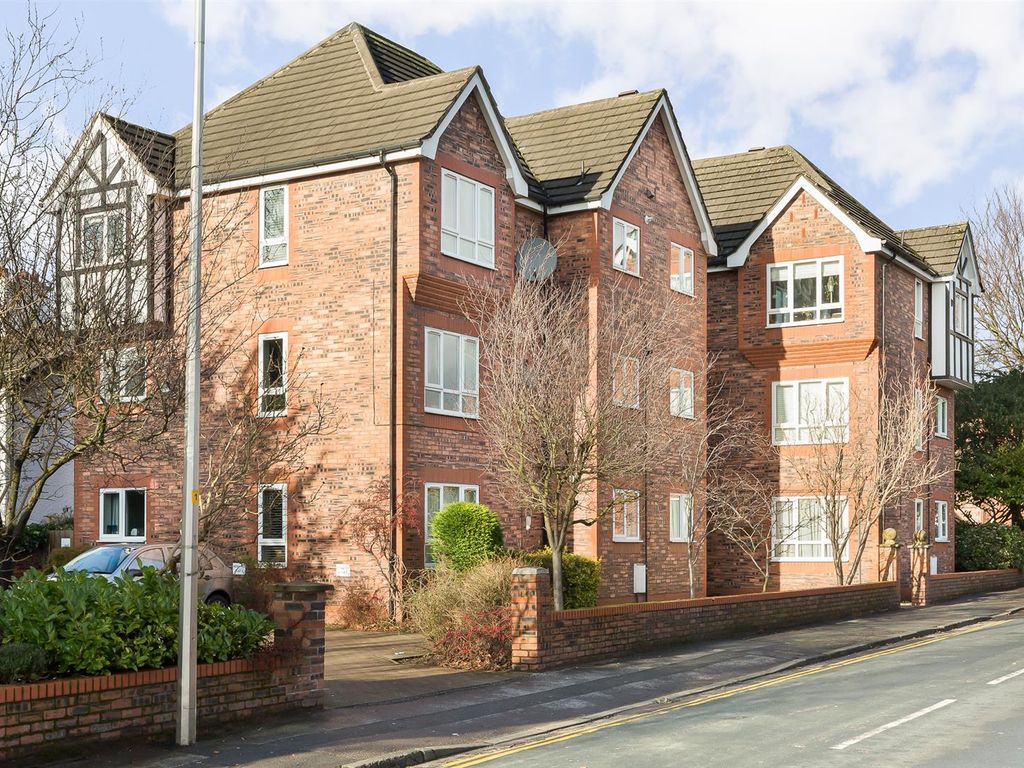 2 bed flat to rent in Mersey Road, Heaton Mersey, Stockport SK4, £1,100