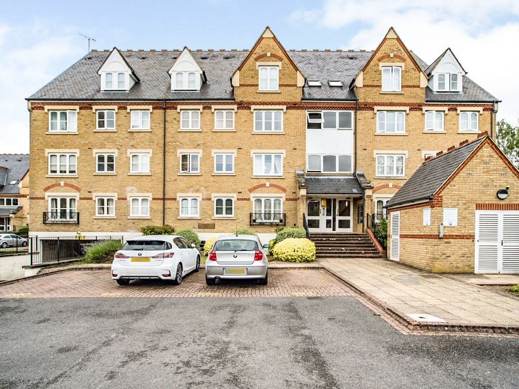 2 bed flat for sale in Exeter Close, Watford WD24 Zoopla