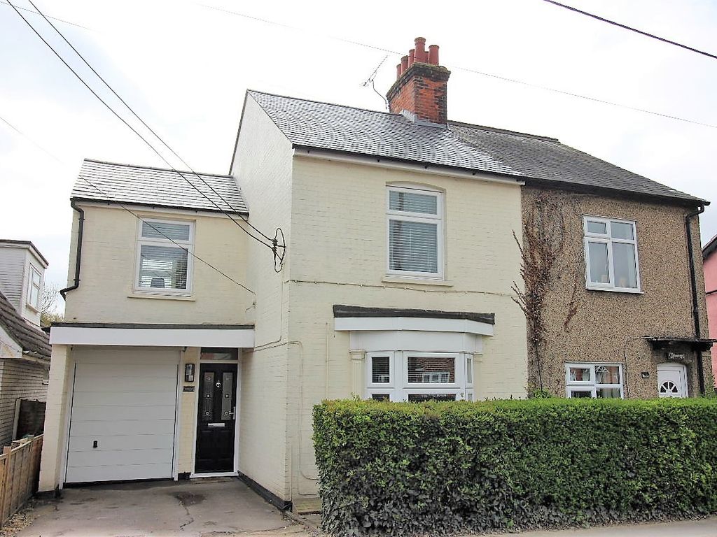 3 bed semidetached house for sale in Station Road, Thorpe Le Soken