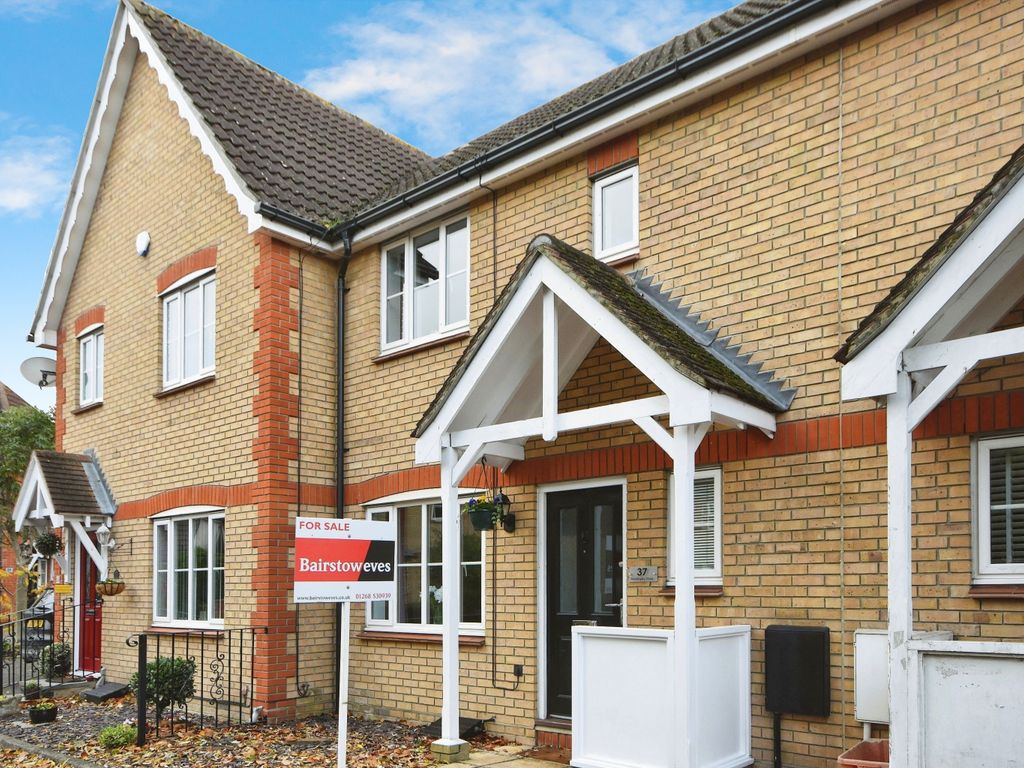 2 bed terraced house for sale in Headingley Close, Pitsea, Basildon