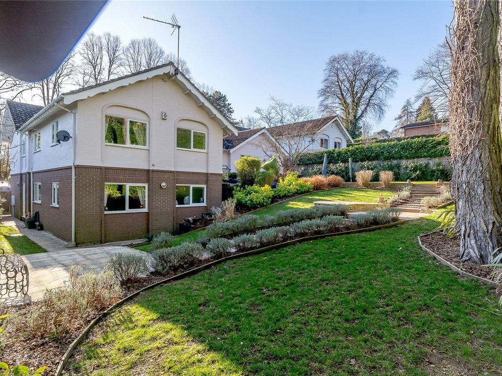 property details for folia flowers hill pangbourne reading rg8 7bd