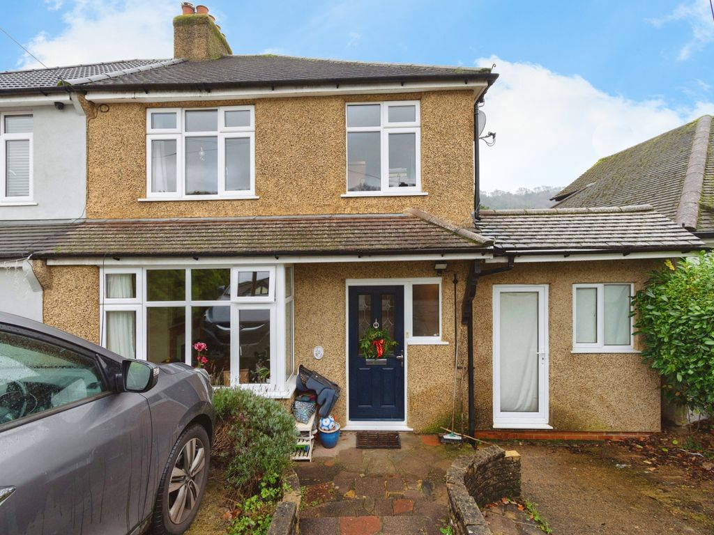 3 bed semidetached house for sale in Mosslea Road, Whyteleafe CR3, £