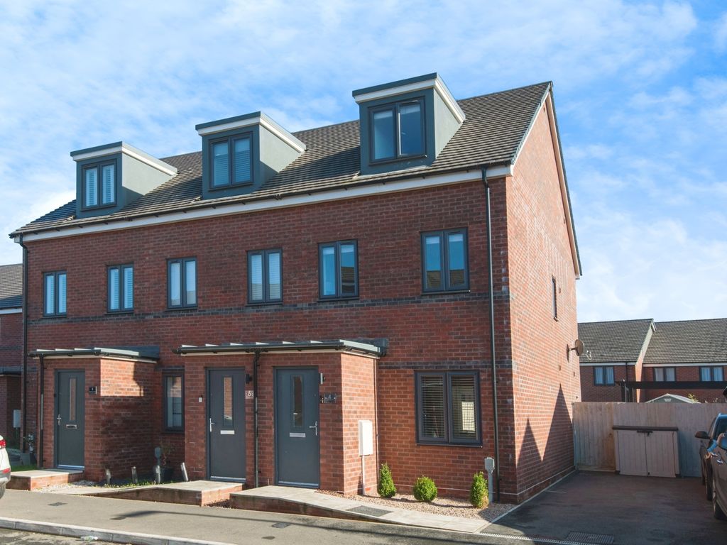 3 bed end terrace house for sale in Channings Drive, Tithebarn, Exeter