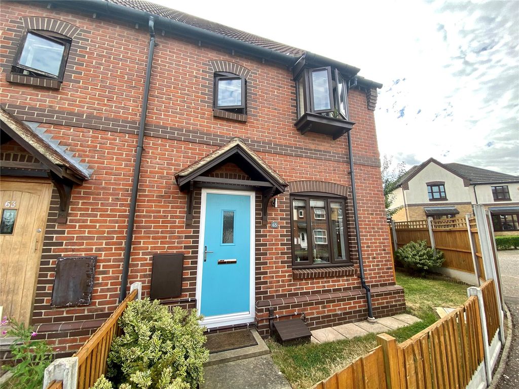 1 bed terraced house for sale in Langham Drive, Rayleigh, Essex SS6