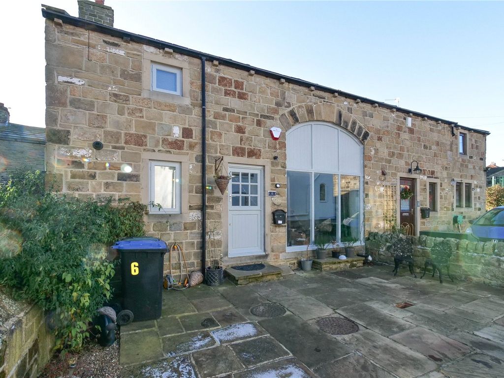 3 bed semidetached house for sale in High Fold, Baildon, Shipley, West