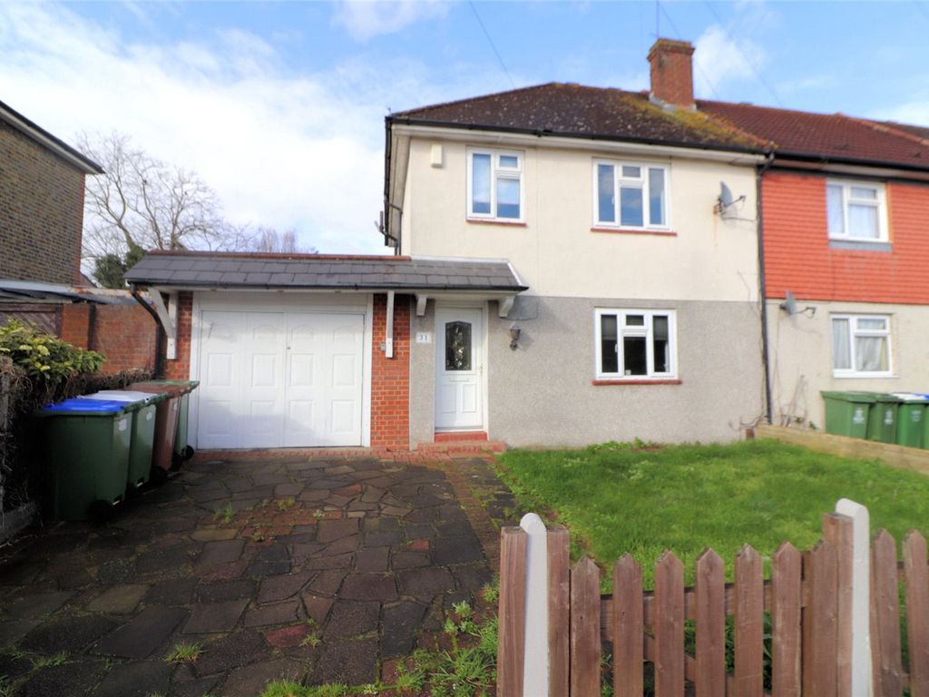 3 bed end terrace house for sale in Peareswood Road, Erith, Kent DA8, £