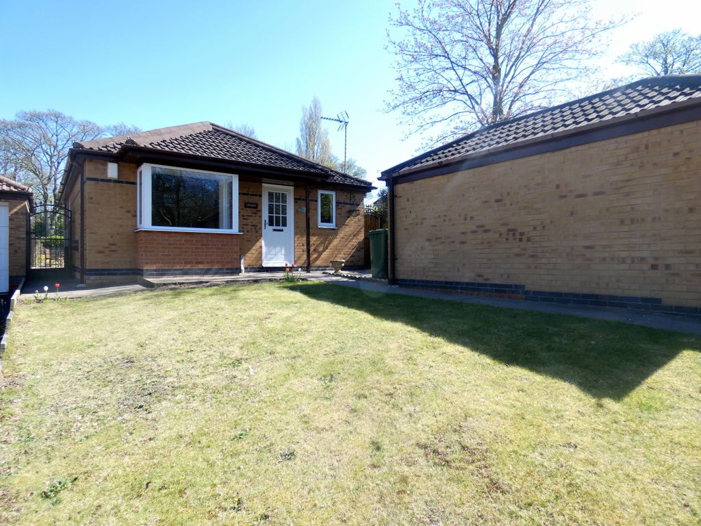 3 bed bungalow to rent in Birchwood Park, Forest Town, Mansfield NG19
