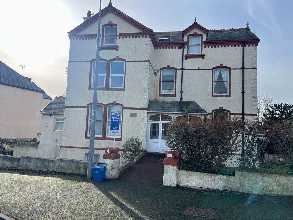 1 bed flat for sale in Clement Court, Clement Avenue, Llandudno, Conwy