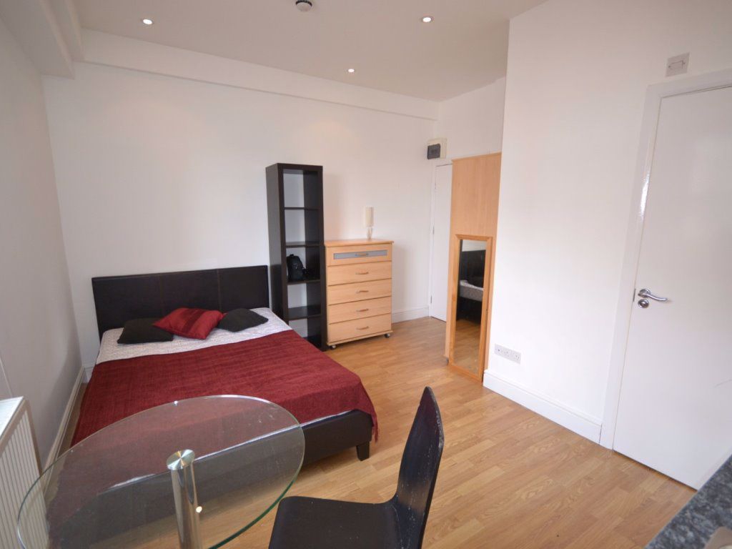 Studio to rent in Palace Court, Bayswater / Notting Hill W2 Zoopla