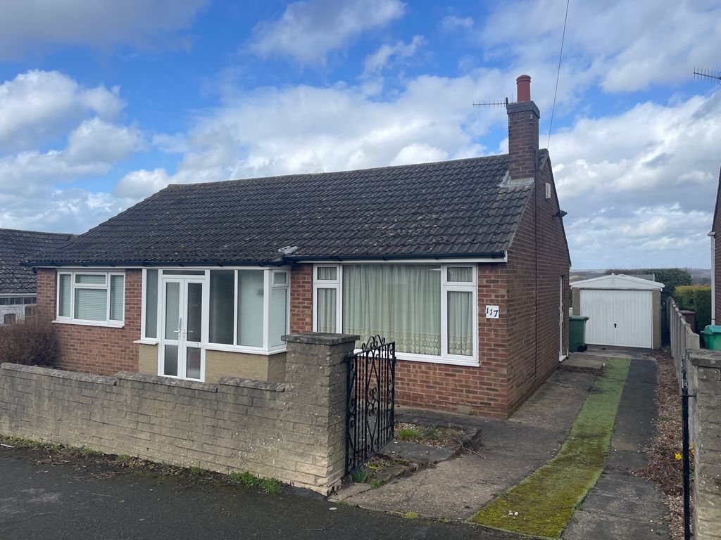 2 bed detached bungalow for sale in Brownlow Drive, Rise Park