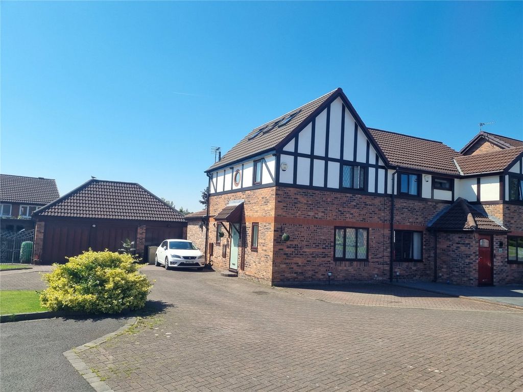3 bed semidetached house for sale in Rosewood, Westhoughton, Bolton
