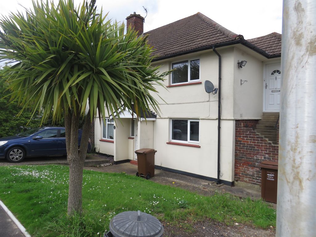 2 bed property for sale in Duchess Of Kent Drive, Chatham ME5 Zoopla