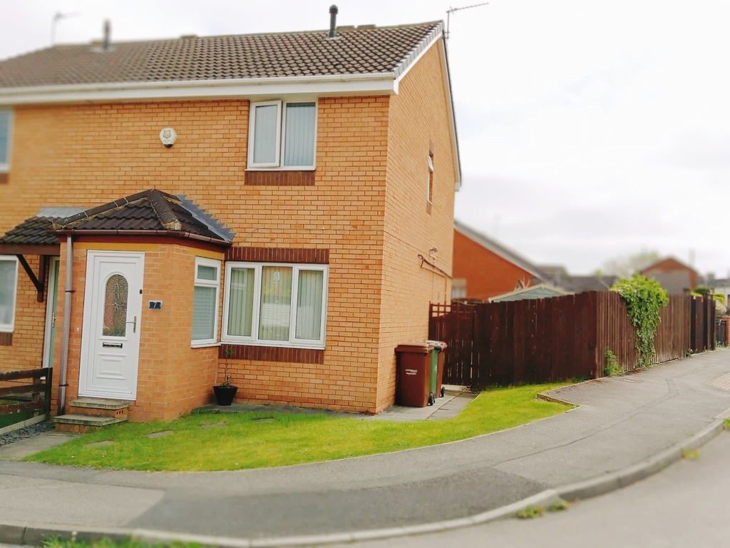 3 bed semidetached house for sale in Aberfield Drive, Crigglestone