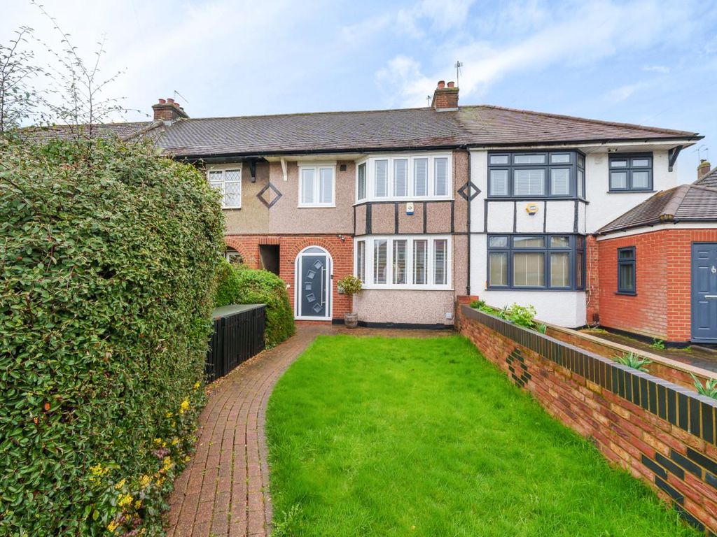 4 bed terraced house for sale in Churchill Avenue, Hillingdon, Uxbridge