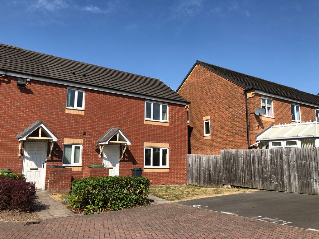 2 bed flat to rent in Ampleforth Drive, Willenhall, Wolverhampton WV13
