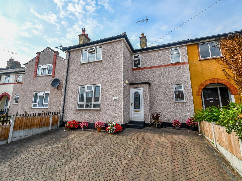 3 bed end terrace house for sale in Manchester Drive, LeighOnSea SS9