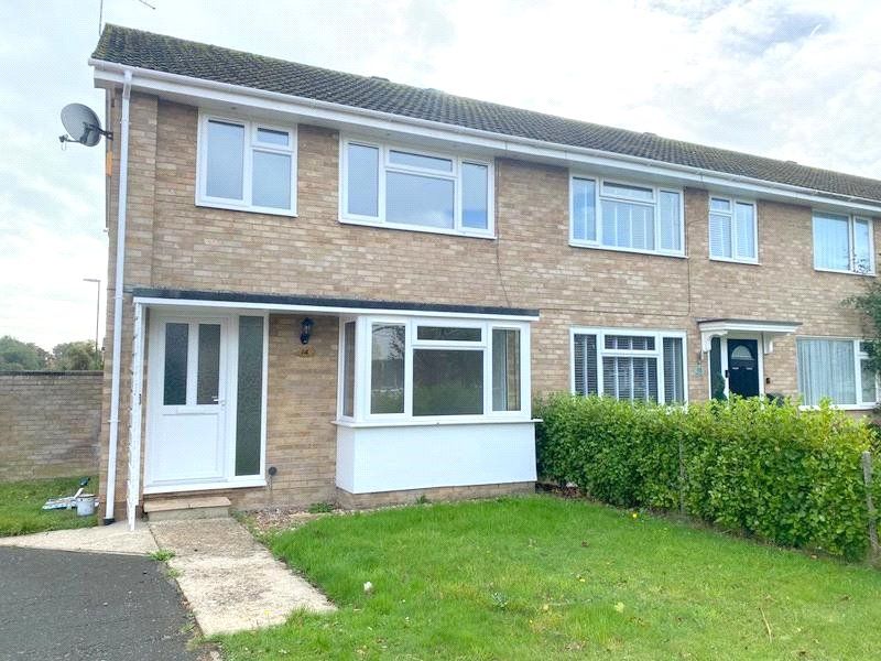 3 bed detached house to rent in Hide Gardens, Rustington, Littlehampton