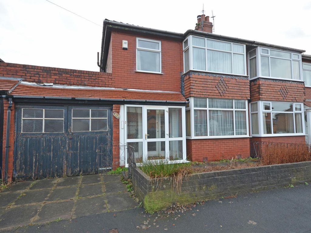 3 bed semidetached house for sale in Wilshaw Grove, AshtonUnderLyne