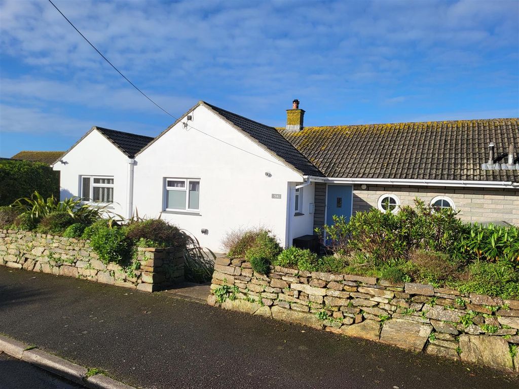 3 bed semidetached bungalow for sale in Laflouder Fields, Mullion