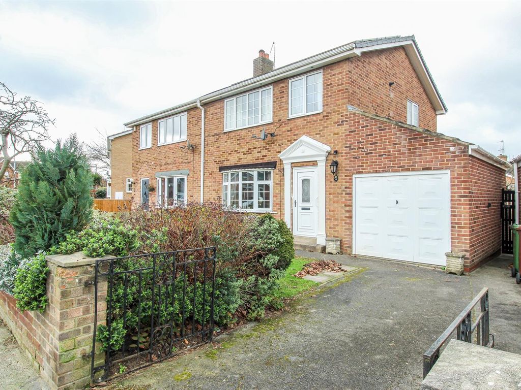 3 bed semidetached house for sale in Newfield Crescent, Normanton WF6