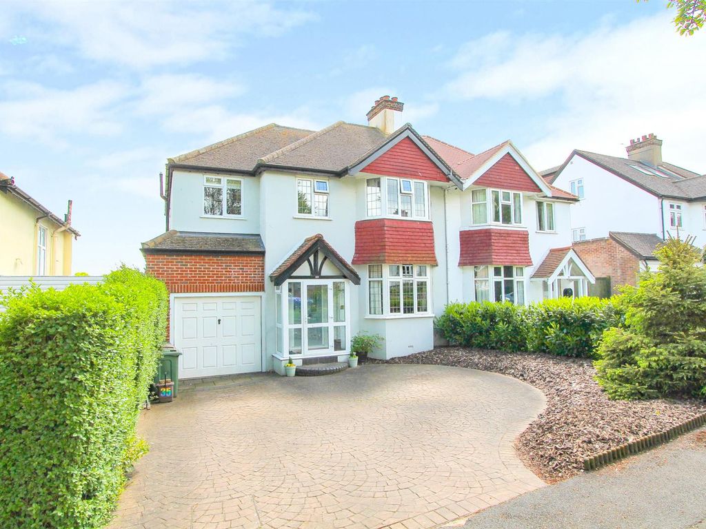 4 bed semidetached house for sale in Sunnymede Avenue, Carshalton SM5