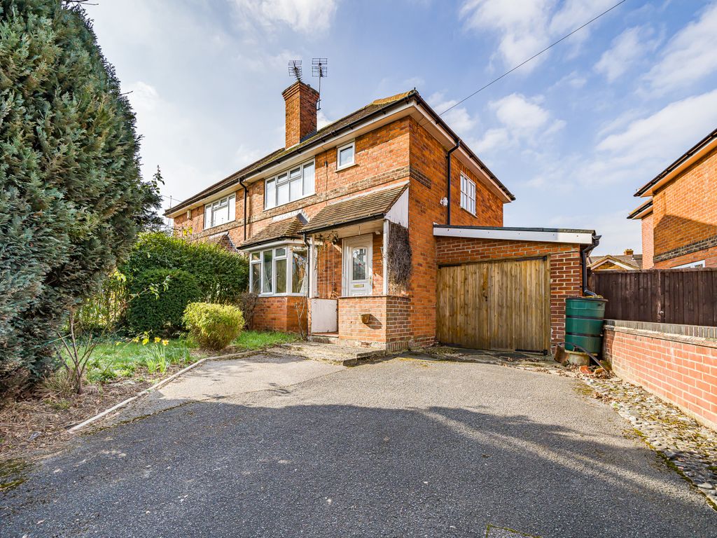 3 bed semidetached house for sale in Lamerton Road, Reading, Berkshire RG2 Zoopla