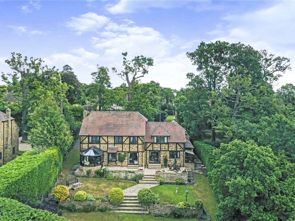 5 bed detached house for sale in New Lane Hill, Tilehurst, Reading