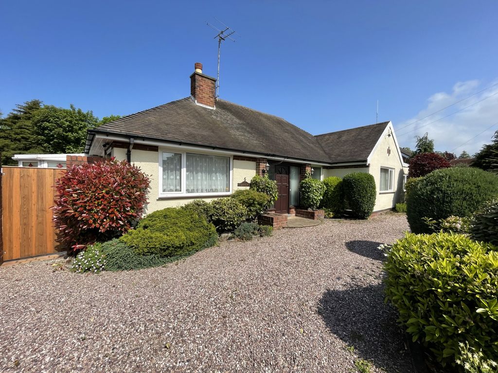 2 bed bungalow for sale in The Spinney, PoultonLeFylde FY6 Zoopla