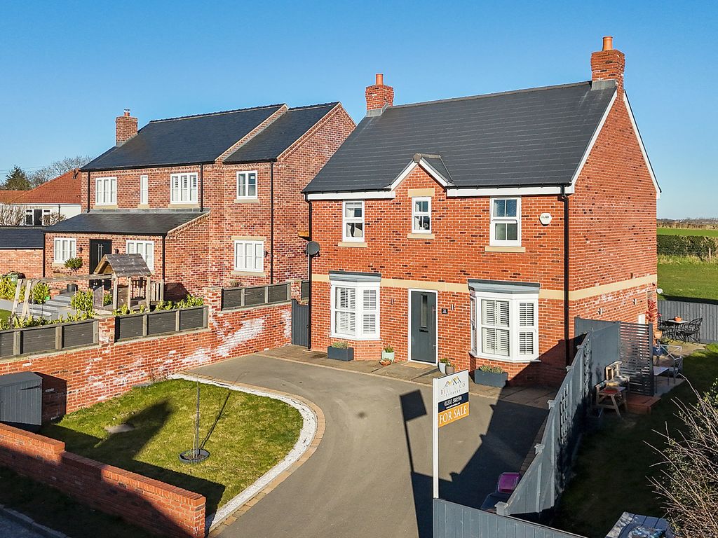 5 bed detached house for sale in Serlby Lane, Harthill, Sheffield S26