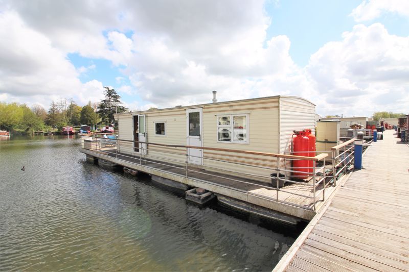 2 bed houseboat for sale in Banks End, Wyton, Huntingdon PE28 Zoopla