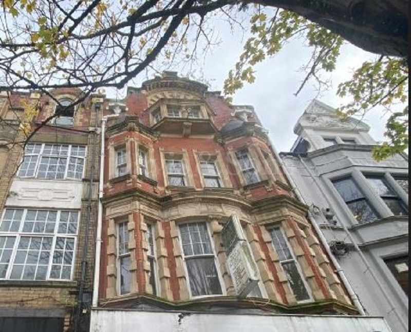 1 bed flat to rent in Commercial Street, Newport NP20, £895 pcm Zoopla