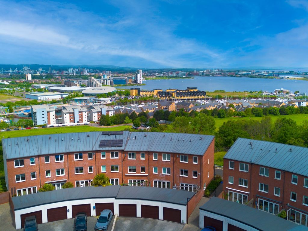 4 bed town house for sale in Trem Elai, Penarth CF64, £595,000 Zoopla
