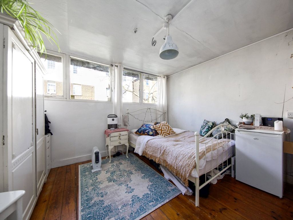 1 bed flat to rent in Rochester Place, Camden NW1, £1,200 pcm Zoopla