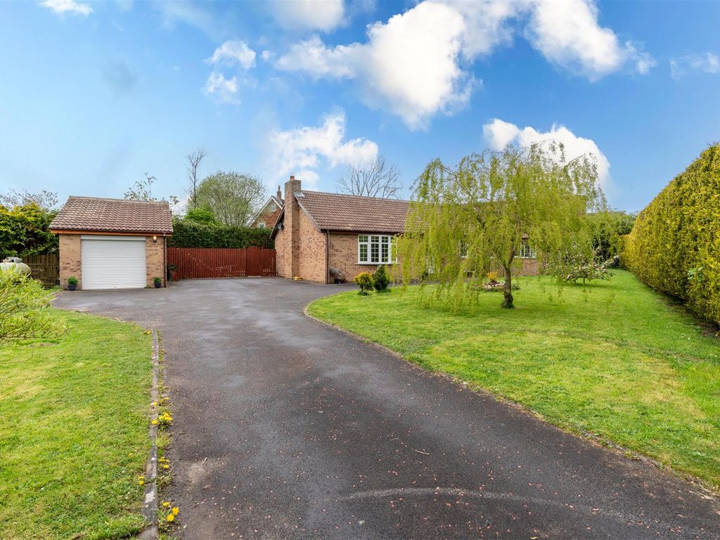 4 bed detached bungalow for sale in Highfield, Swarland, Morpeth NE65