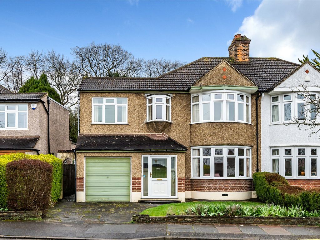 4 bed semidetached house for sale in Oaklands Avenue, West Wickham BR4