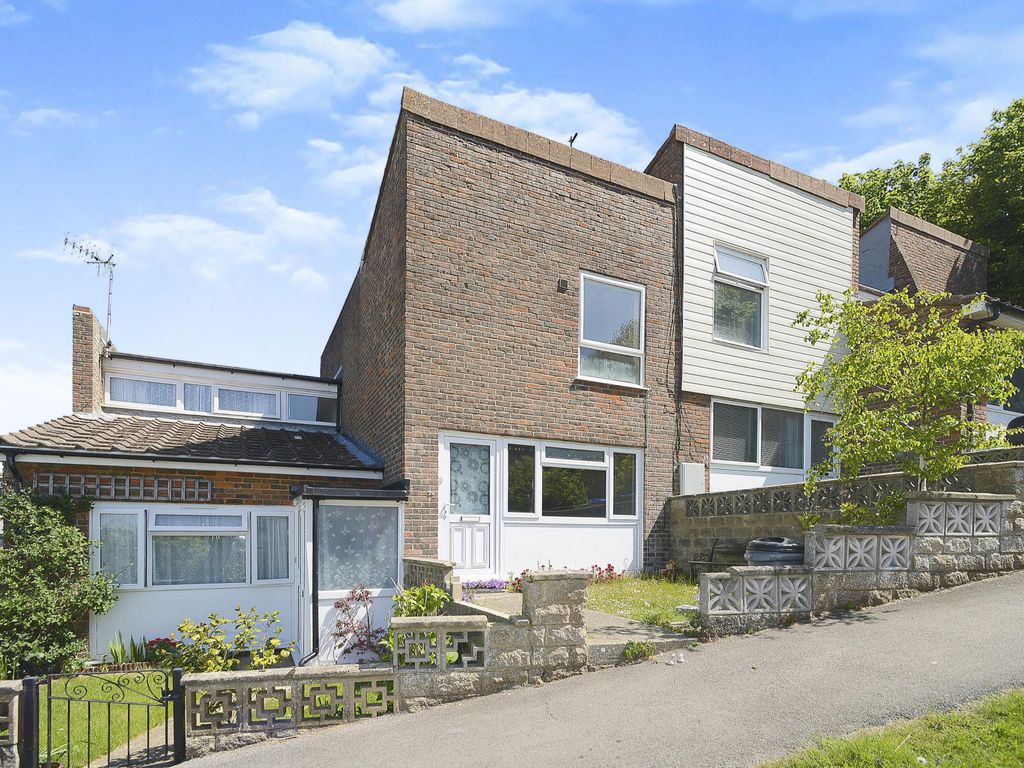 2 bed terraced house for sale in St. Leonards Close, Newhaven, East