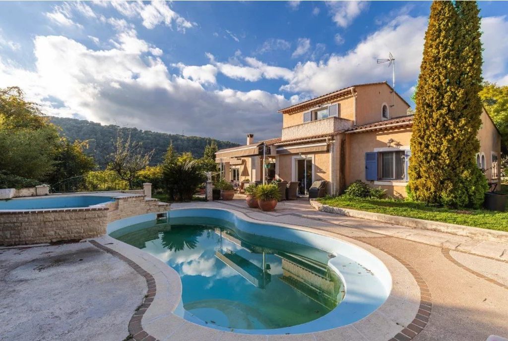 3 bed villa for sale in Vence, Vence, 06140, £800,505 Zoopla