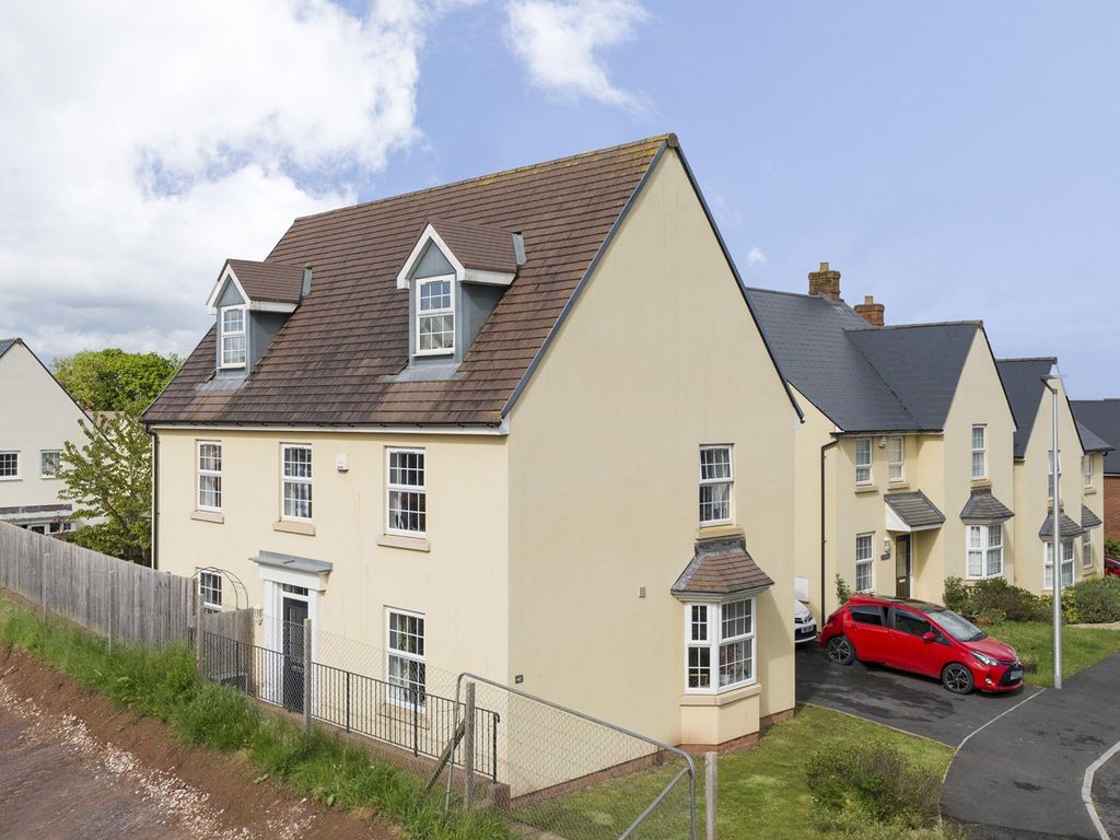 5 bed detached house for sale in Sandoe Way, Pinhoe, Exeter EX1 Zoopla