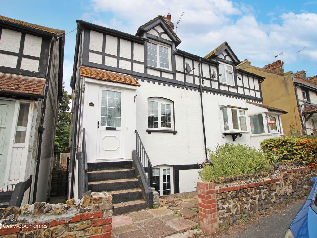 3 bed semidetached house for sale in Essex Road, WestgateOnSea CT8